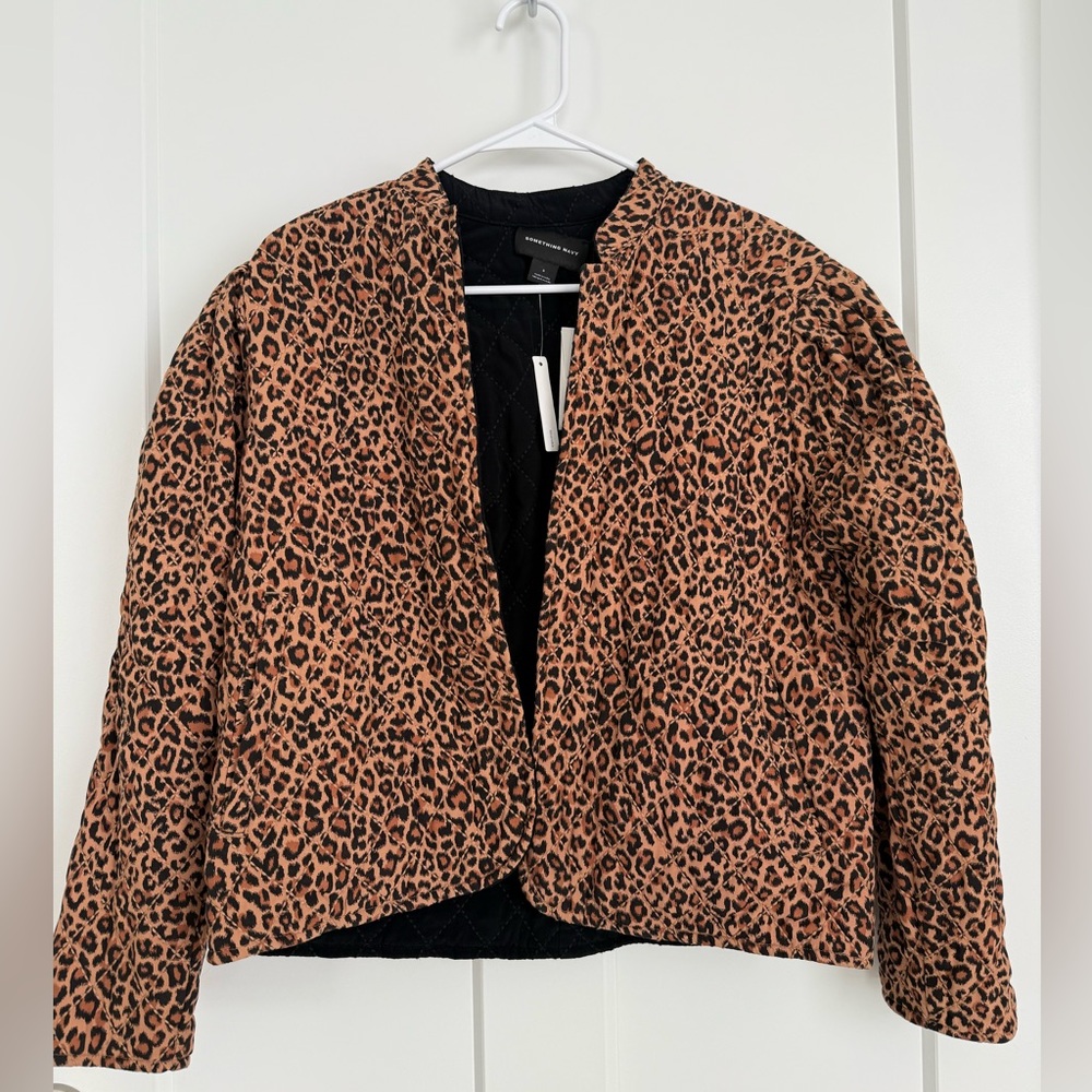 NWT Something Navy Reversible Puff Sleeve Quilted Coat, Small